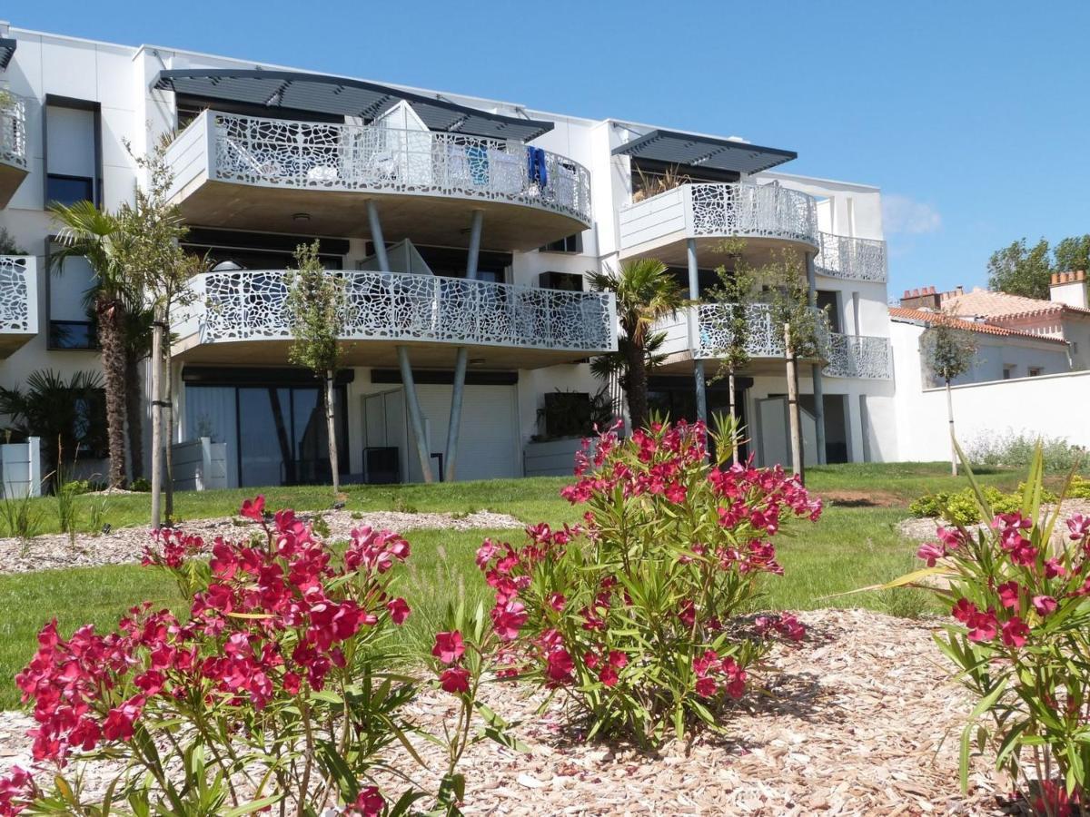 Appartement Plage, Piscine, Balcon, Animaux, Parking - Fr-1-194-201 La Tranche-sur-Mer Exteriör bild
